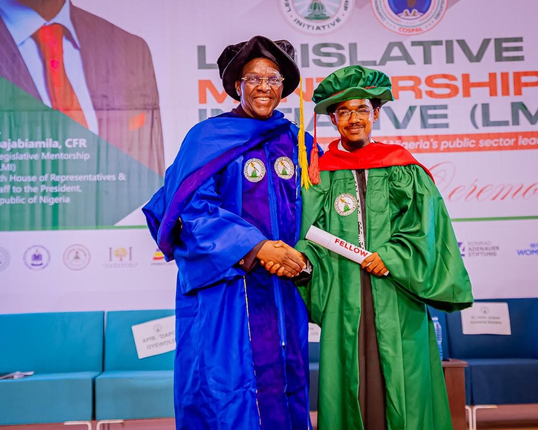 Maharaz receiving his Legislative Mentorship Initiative fellowship